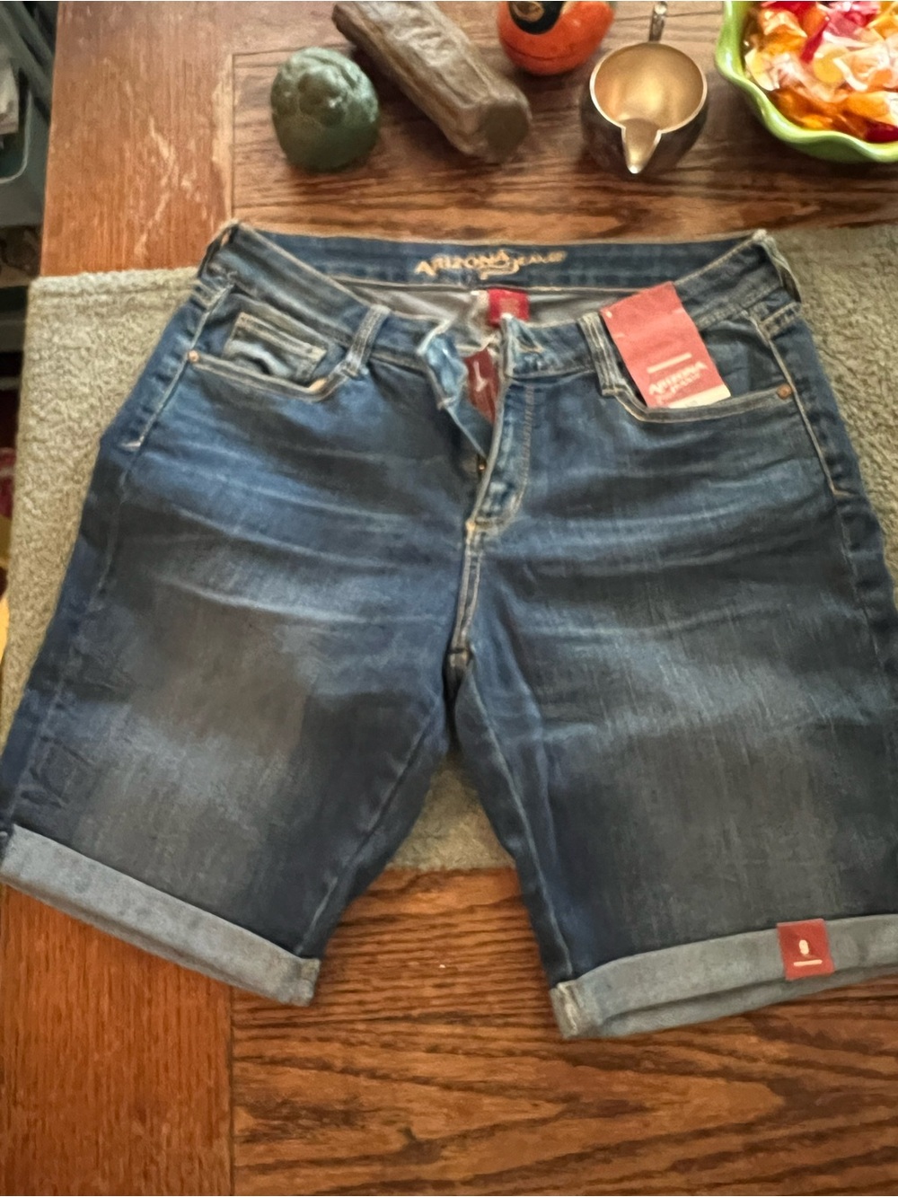 NWT Jr Size 9 Arizona Jean Co. Dark Wash Denim Bermuda Shorts